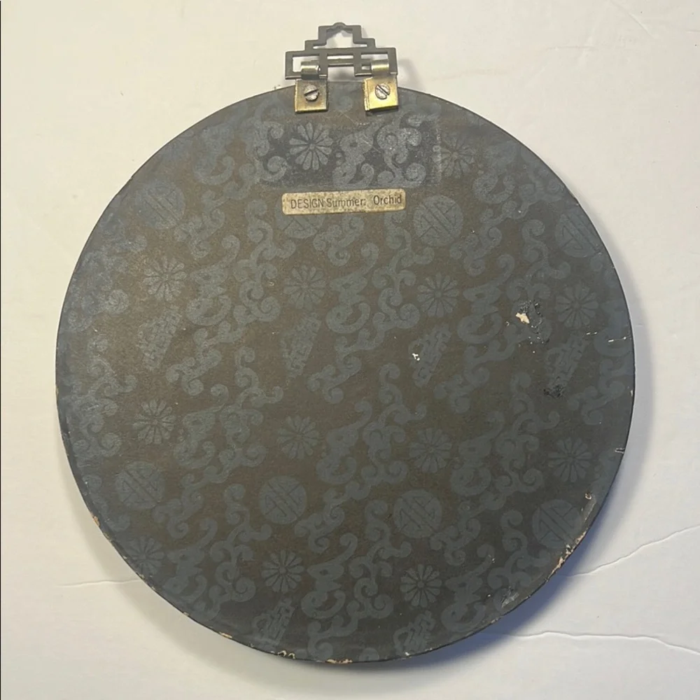 N/A round decorative
